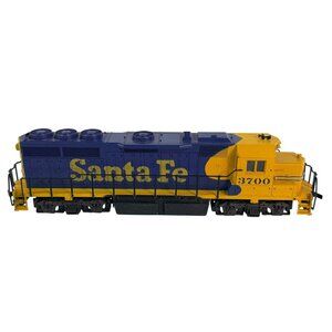Atlas 7031 HO Scale Santa Fe GP40 Diesel Locomotive Warbonnet Austria Tested